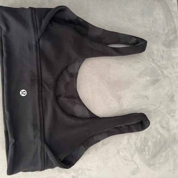 lululemon athletica Black Reversible Sports Bra Black and Heritage Camo size 8 - Picture 11 of 11